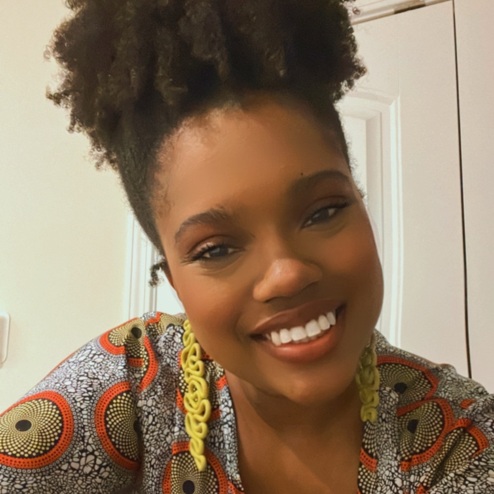 Meet your Posher, Briana